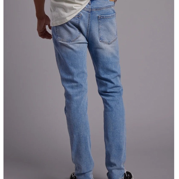 RSQ Tilly’s slim medium wash distressed slim jeans 31x32 - Picture 1 of 7